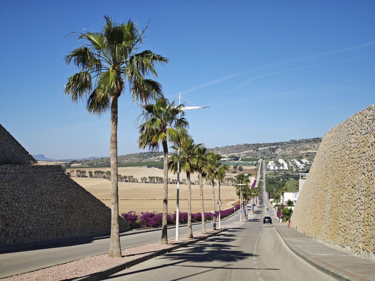 4 Bed Detached Villa in Algorfa
