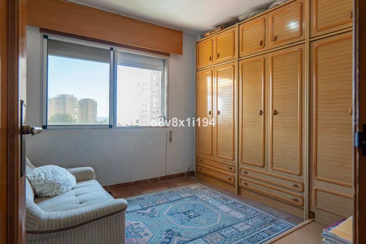 2 Bed Middle Floor Apartment in Torremolinos