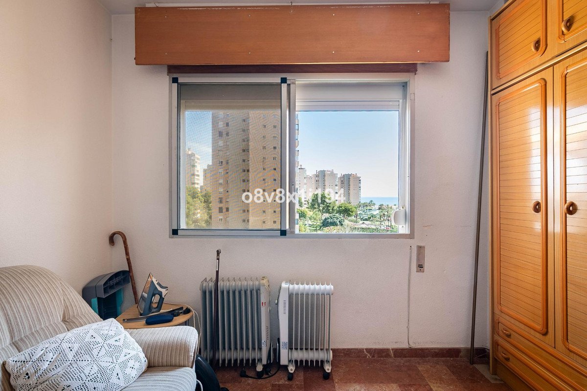2 Bed Middle Floor Apartment in Torremolinos
