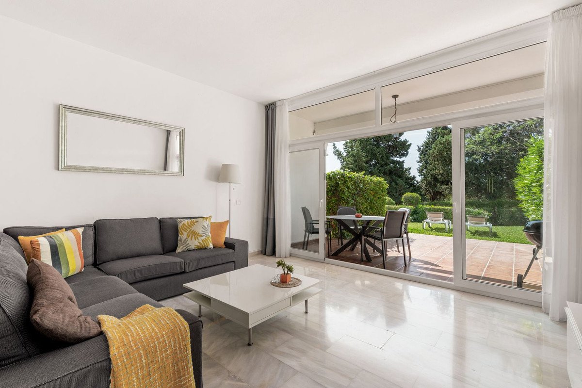 2 Bed Townhouse in Aloha
