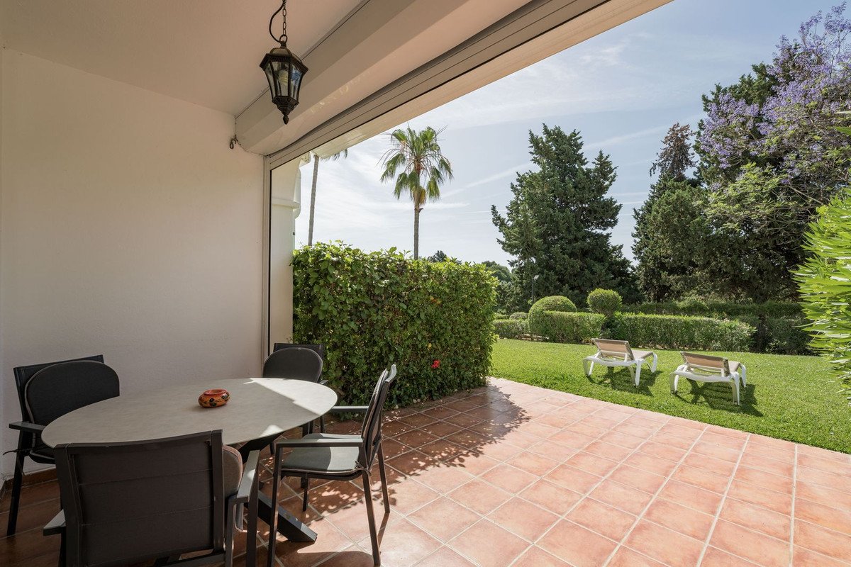 2 Bed Townhouse in Aloha
