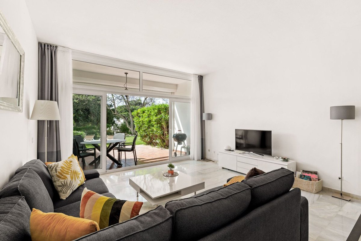 2 Bed Townhouse in Aloha