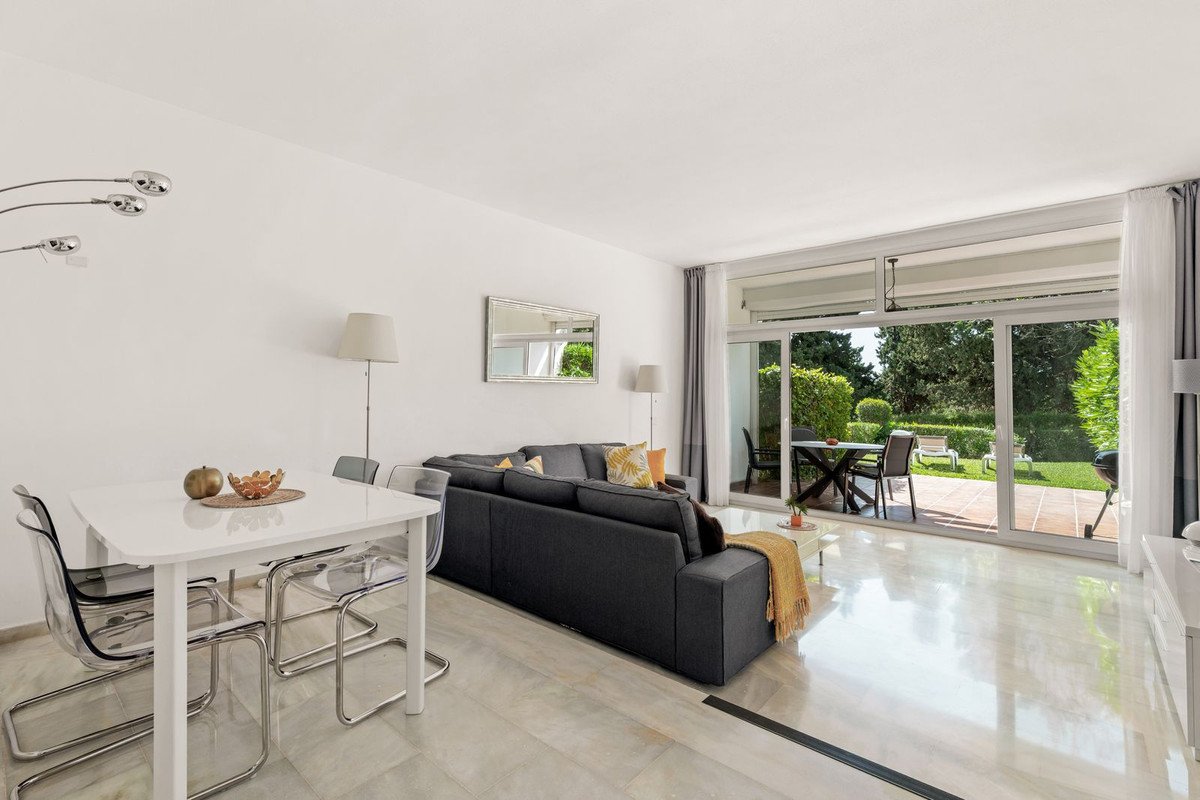 2 Bed Townhouse in Aloha