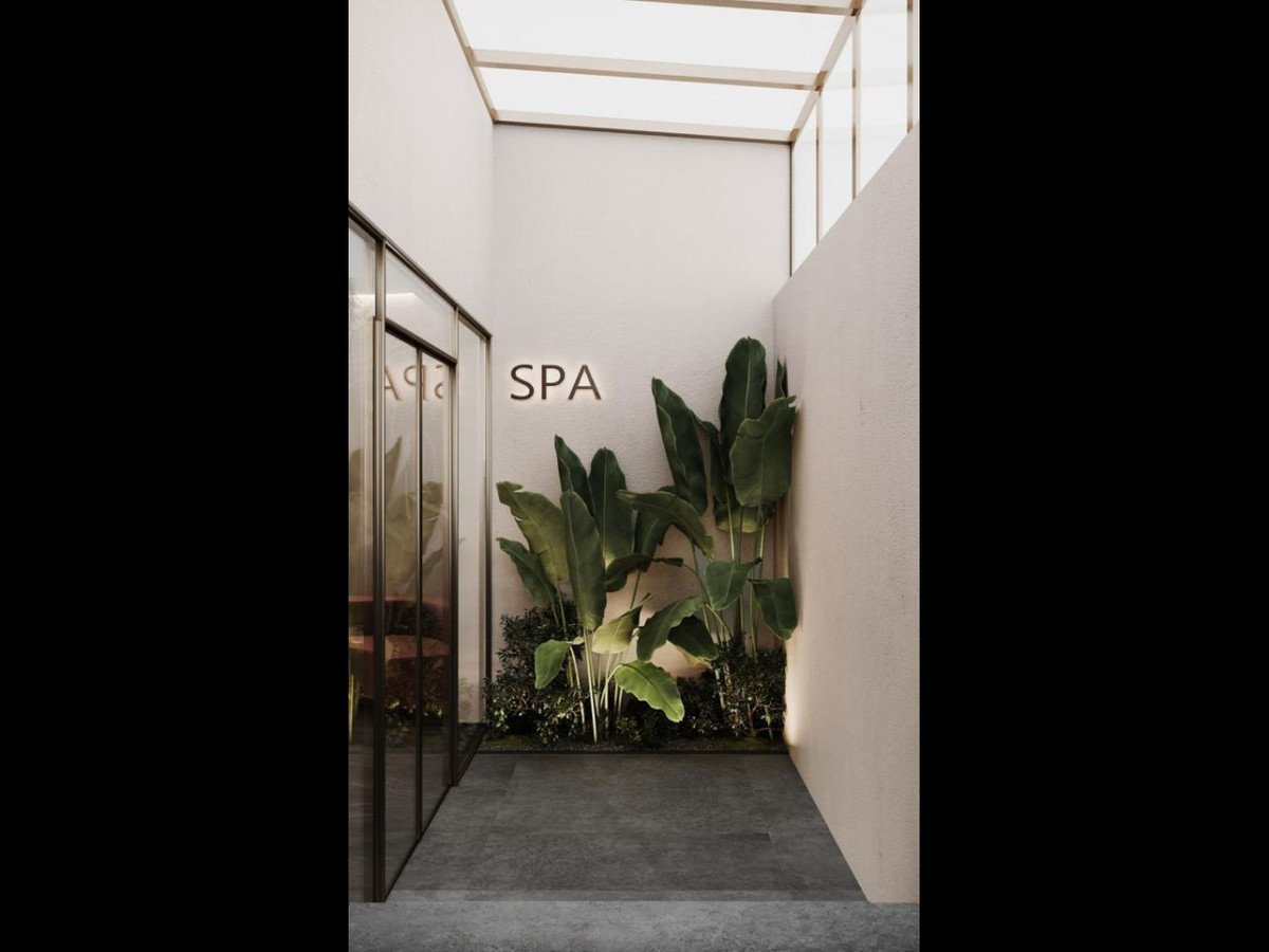 Commercial in Playa de los Locos