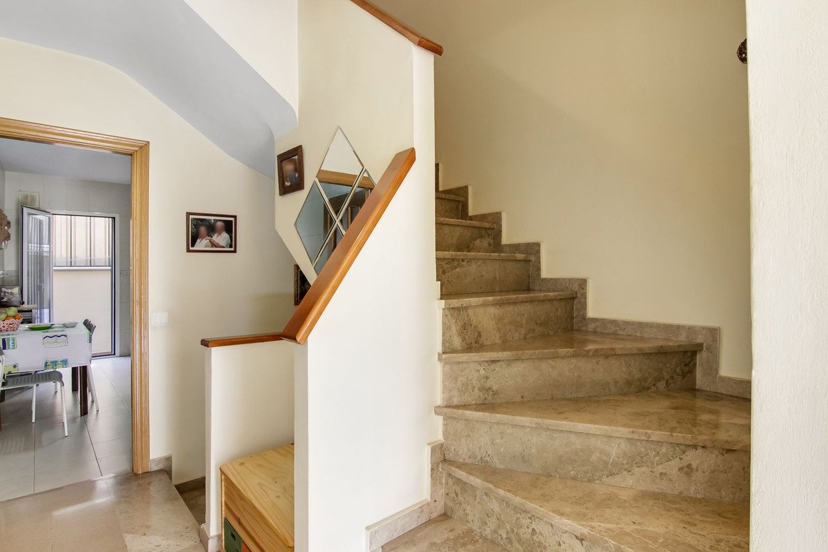 4 Bed Townhouse in Campanillas