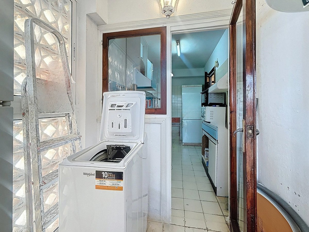 3 Bed Middle Floor Apartment in Estepona