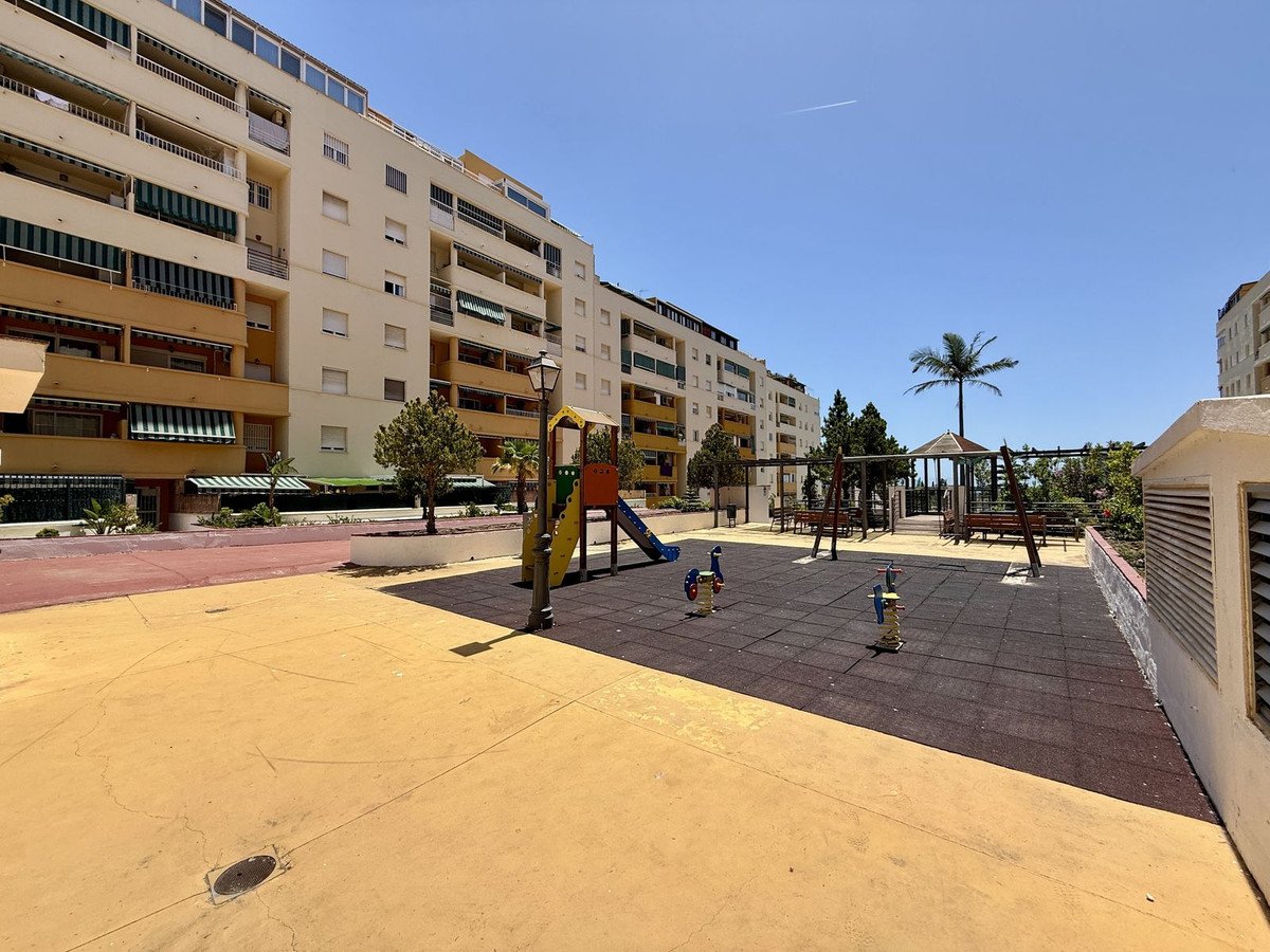 3 Bed Ground Floor Apartment in Marbella