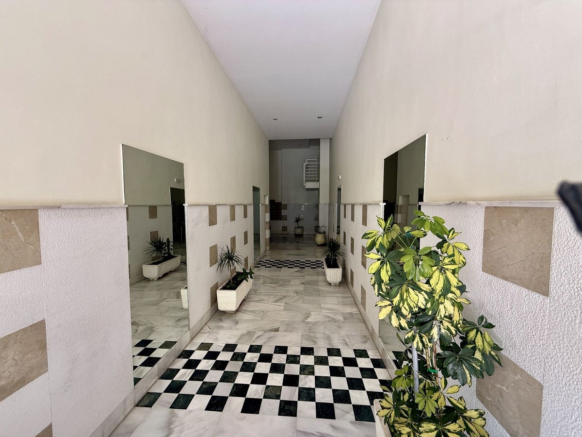 3 Bed Ground Floor Apartment in Marbella