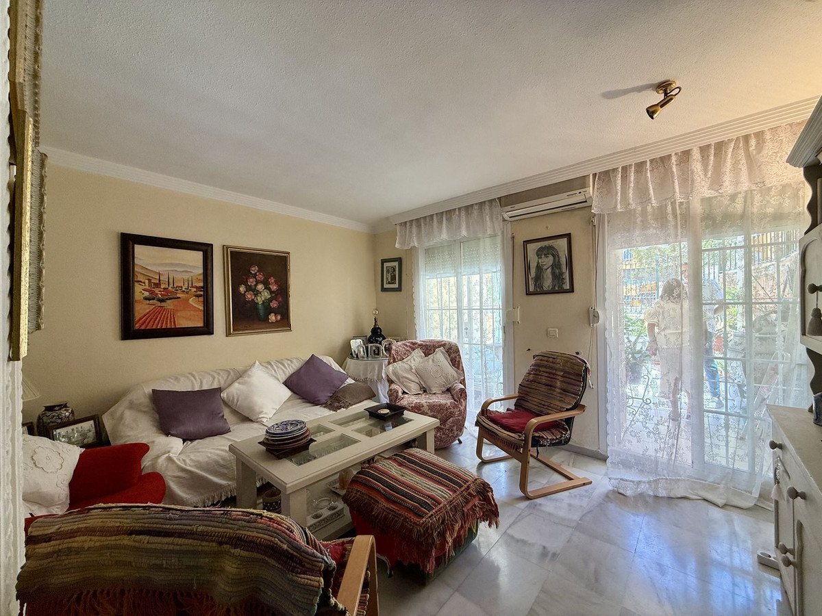 3 Bed Ground Floor Apartment in Marbella