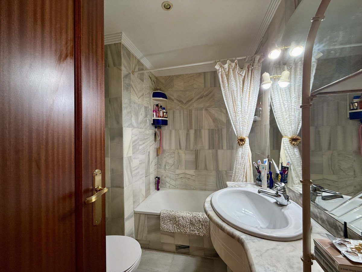 3 Bed Ground Floor Apartment in Marbella