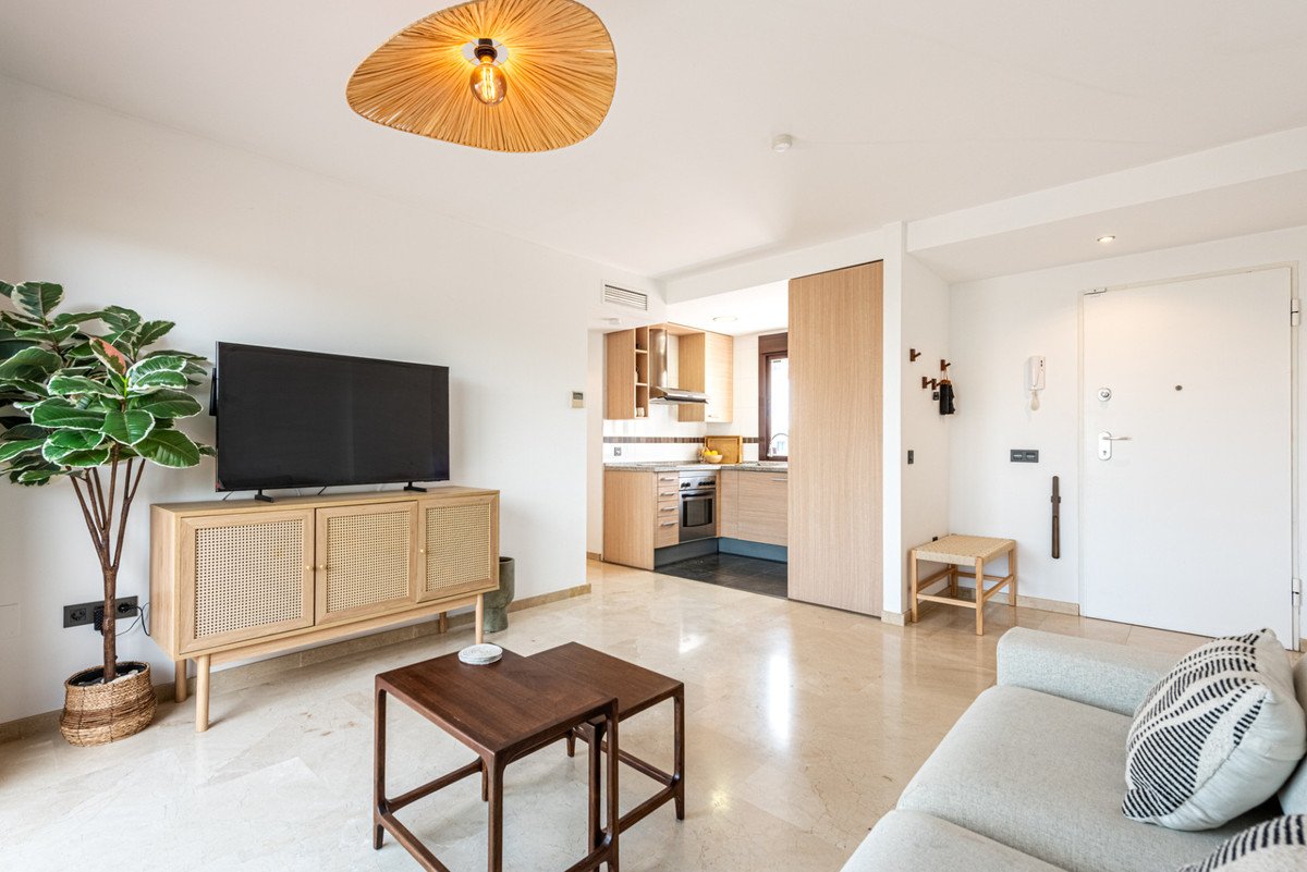 2 Bed Penthouse in Calanova Golf