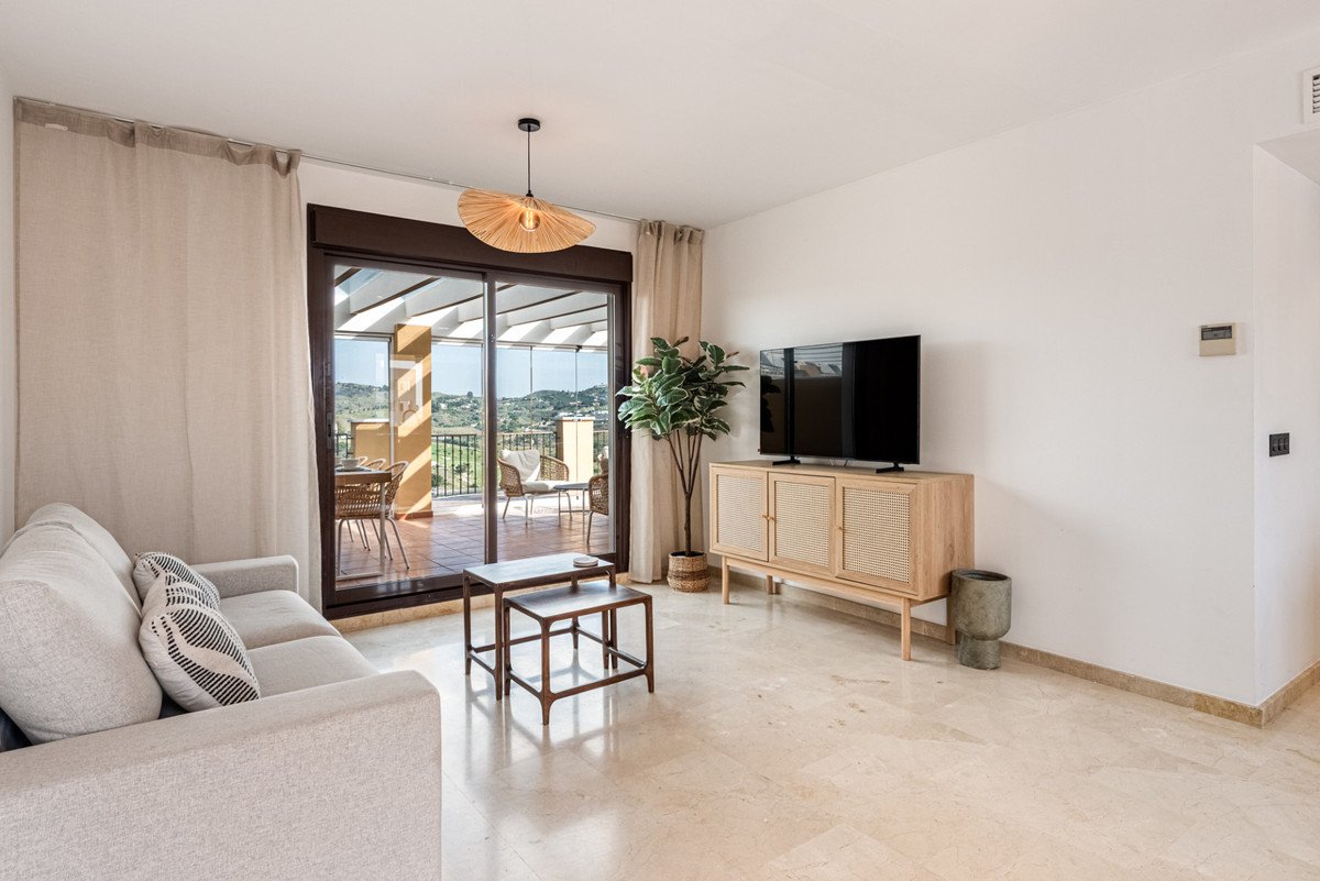 2 Bed Penthouse in Calanova Golf