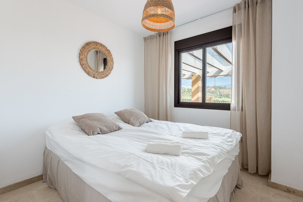 2 Bed Penthouse in Calanova Golf