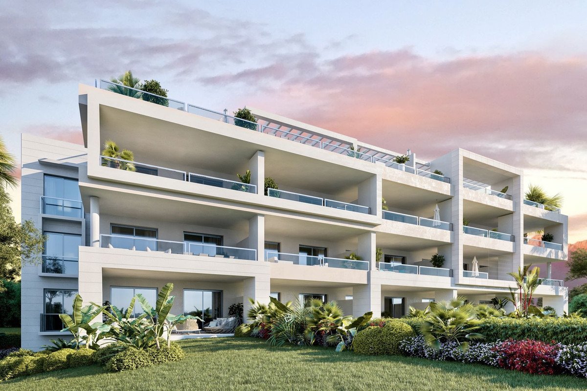 3 Bed Middle Floor Apartment in La Cala de Mijas