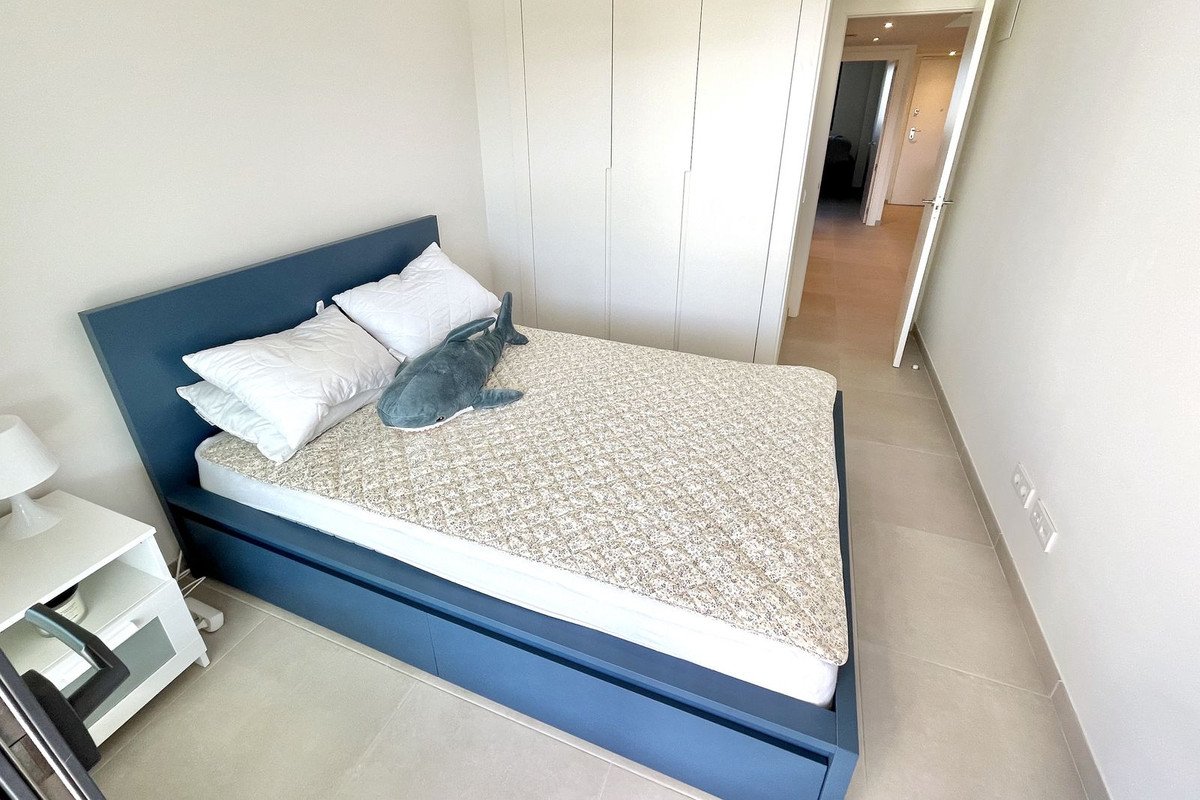 3 Bed Middle Floor Apartment in La Cala de Mijas
