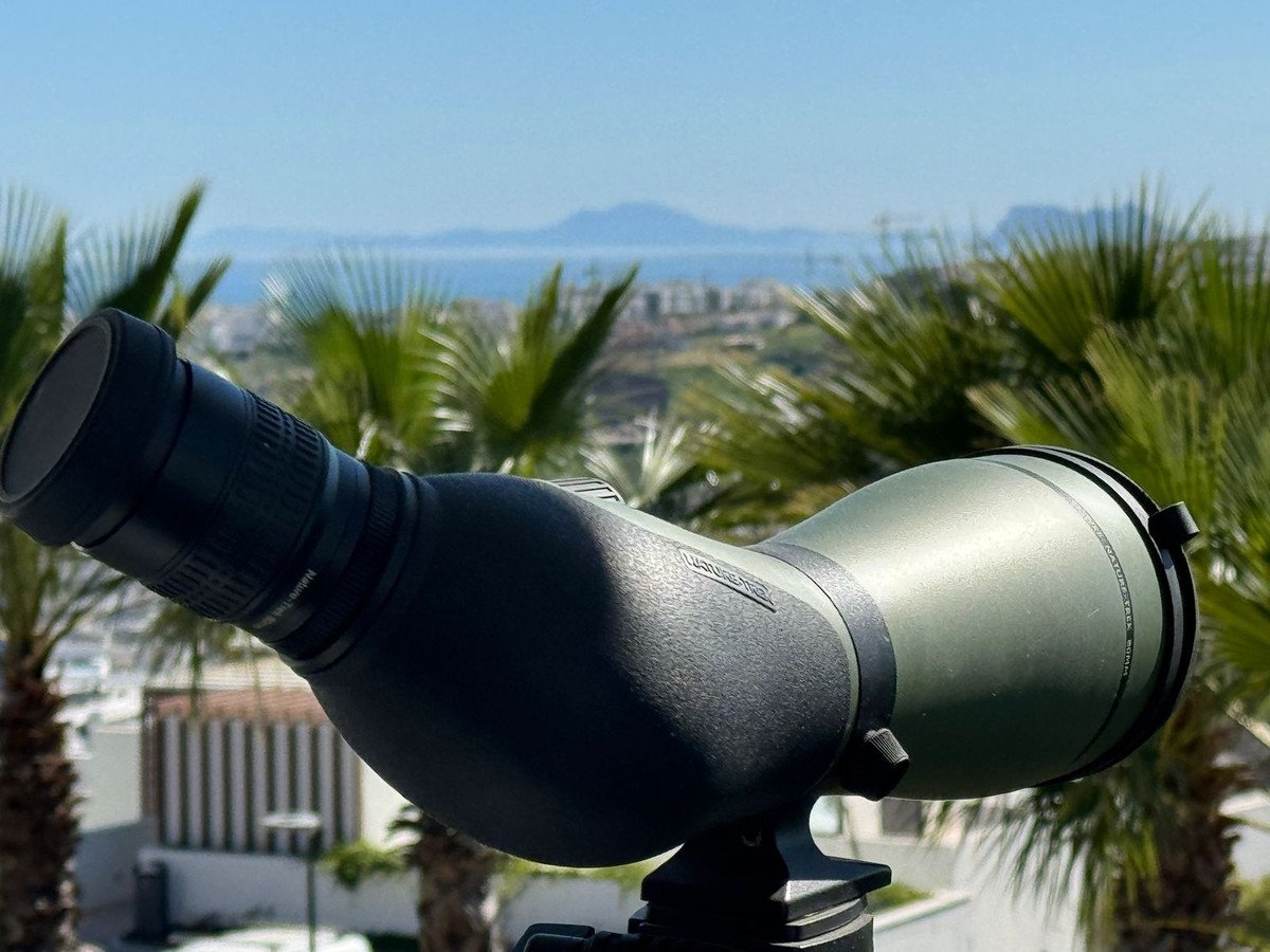 4 Bed Middle Floor Apartment in Estepona