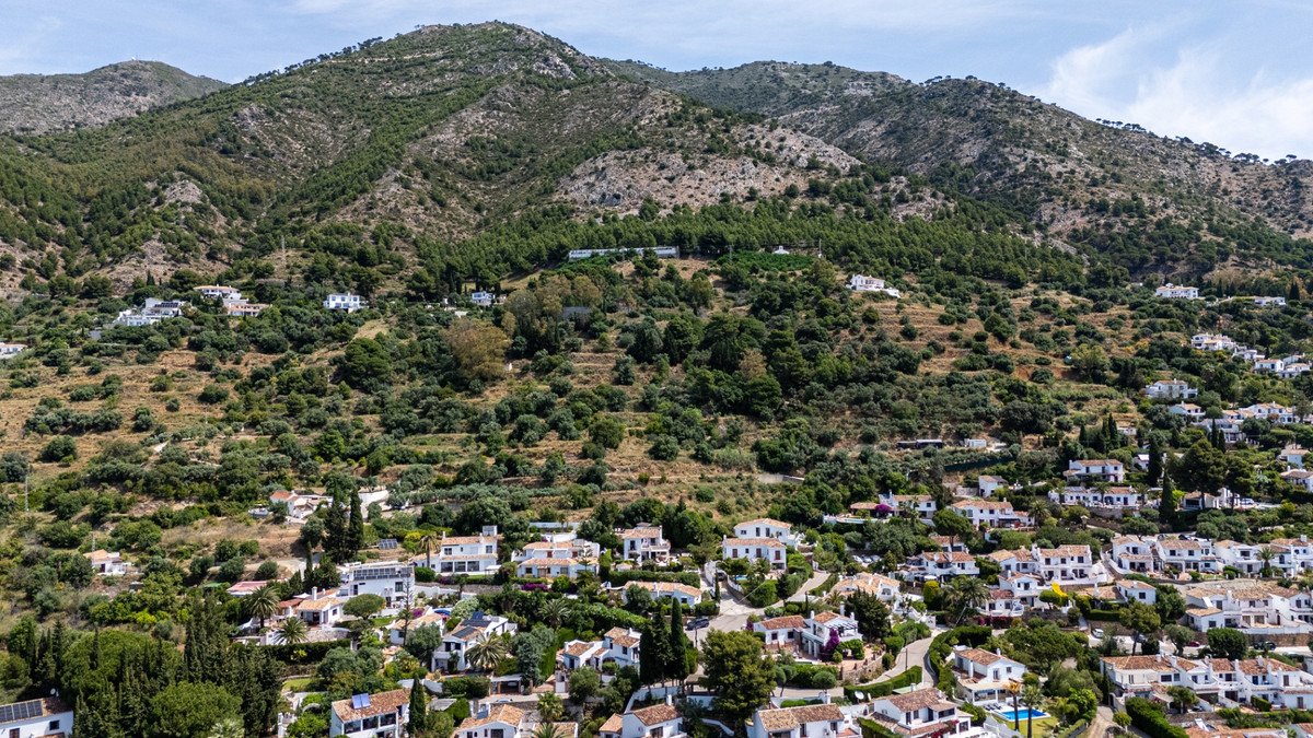4 Bed Detached Villa in Mijas