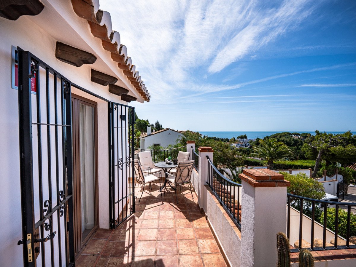 4 Bed Detached Villa in Mijas