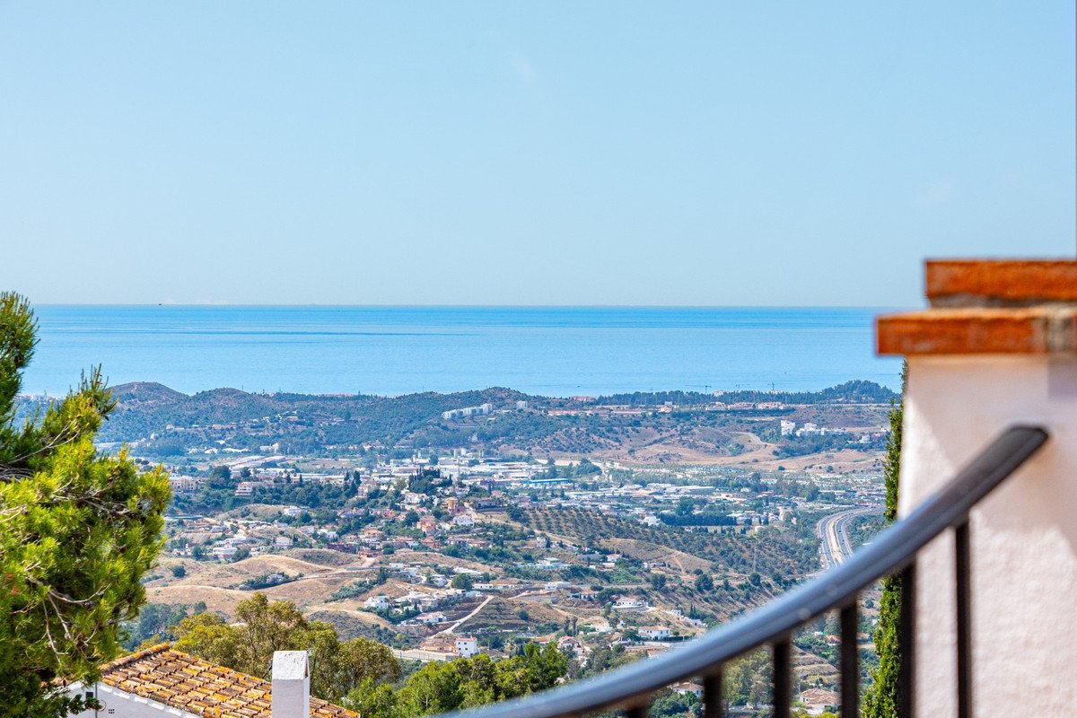 4 Bed Detached Villa in Mijas