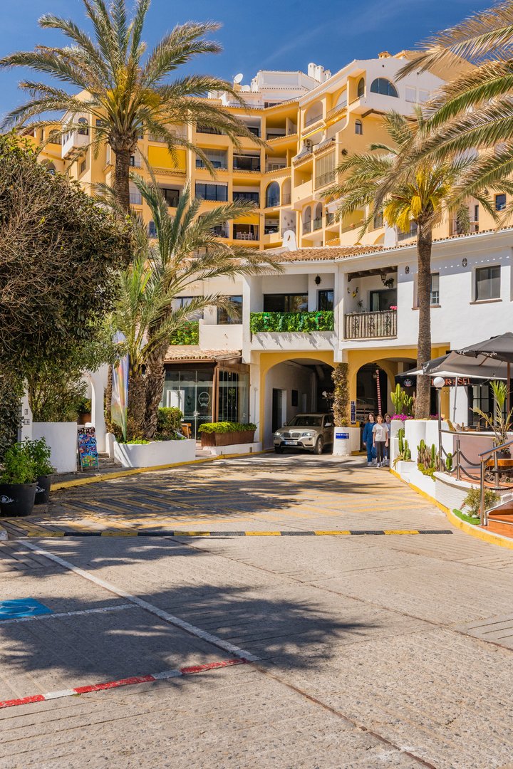2 Bed Penthouse in Puerto de Cabopino