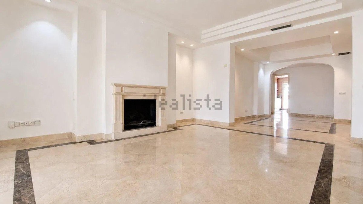 3 Bed Ground Floor Apartment in Nagüeles