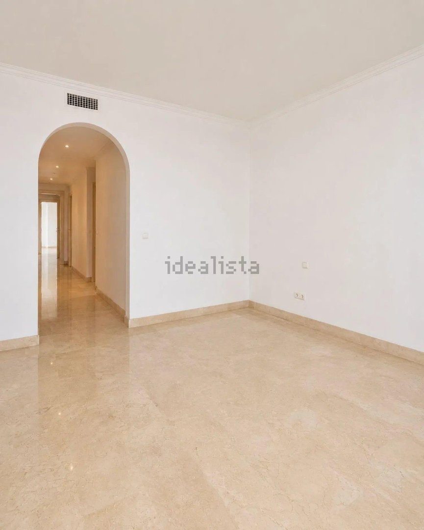 3 Bed Ground Floor Apartment in Nagüeles