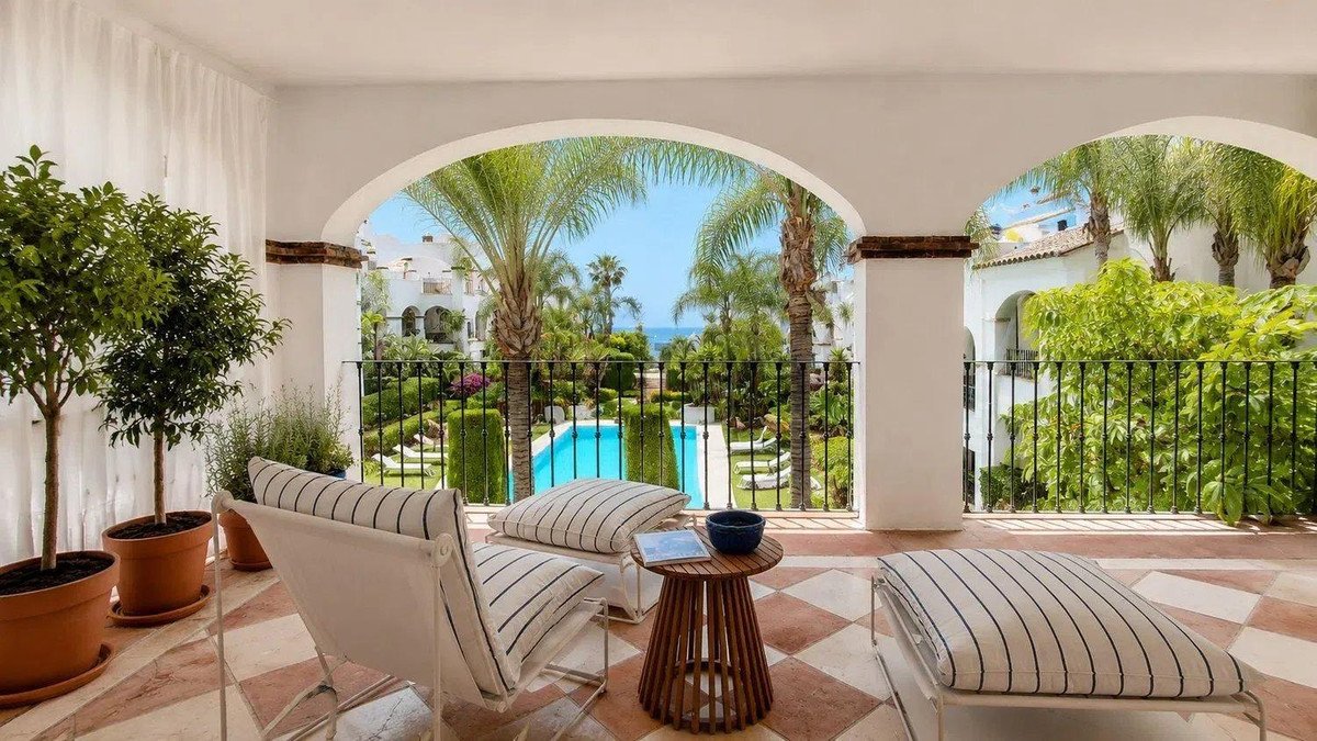 3 Bed Ground Floor Apartment in Nagüeles