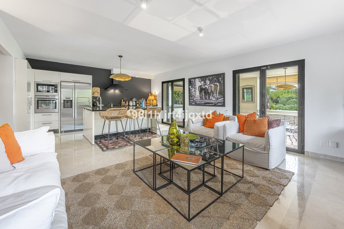 4 Bed Detached Villa in Sotogrande Alto