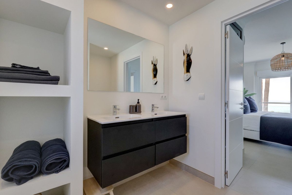 2 Bed Penthouse in Estepona