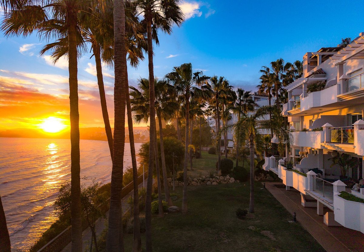 2 Bed Penthouse in Estepona