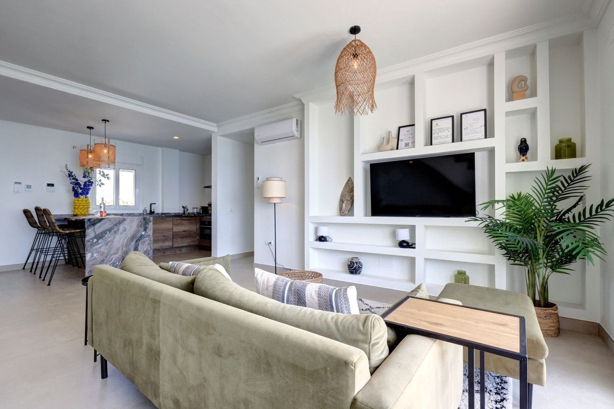 2 Bed Penthouse in Estepona