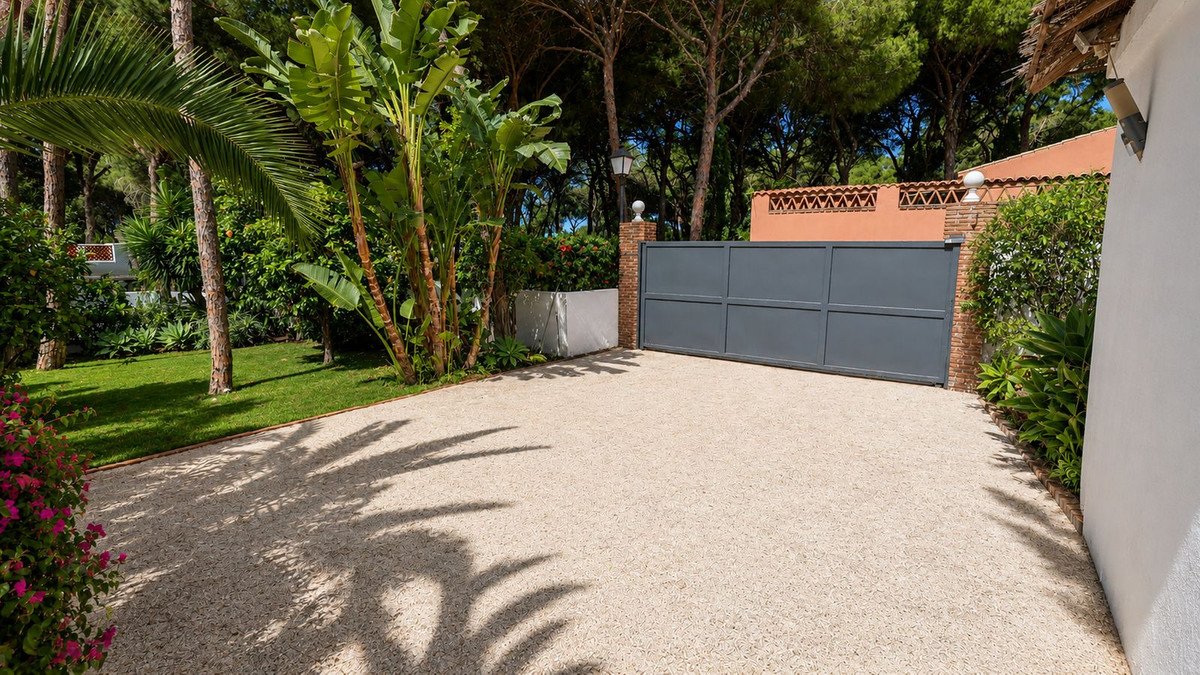 4 Bed Detached Villa in El Rosario