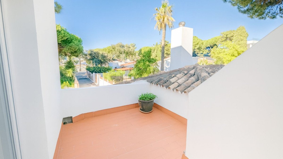 4 Bed Detached Villa in El Rosario