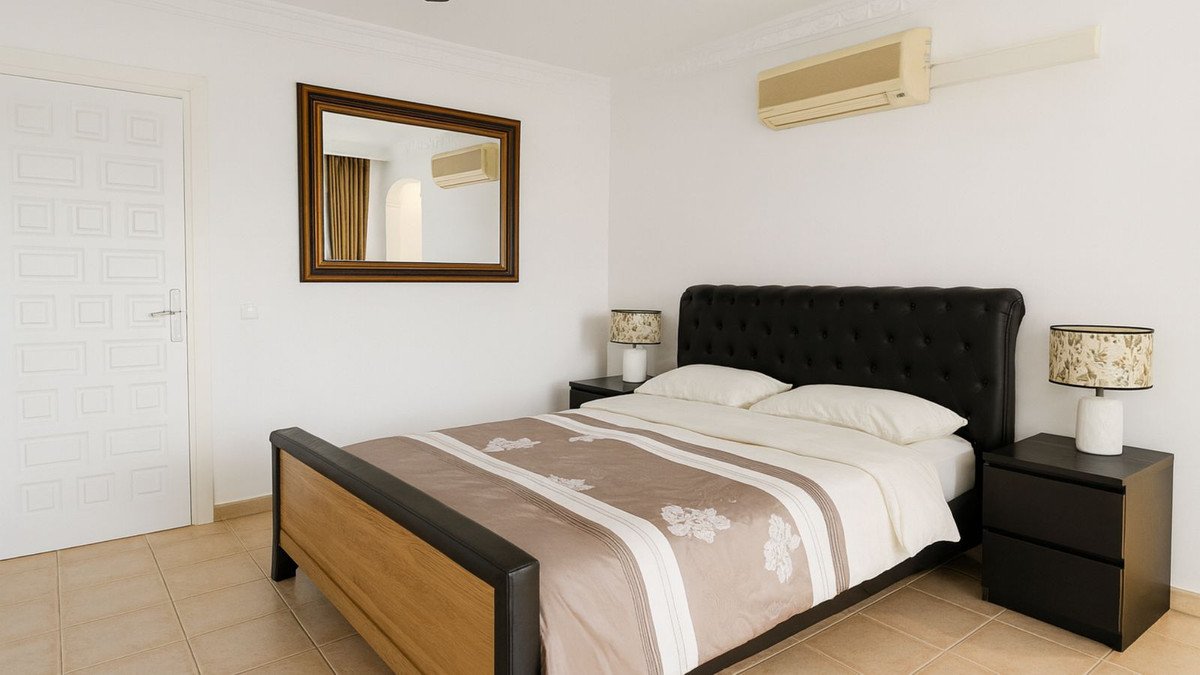 4 Bed Detached Villa in El Rosario