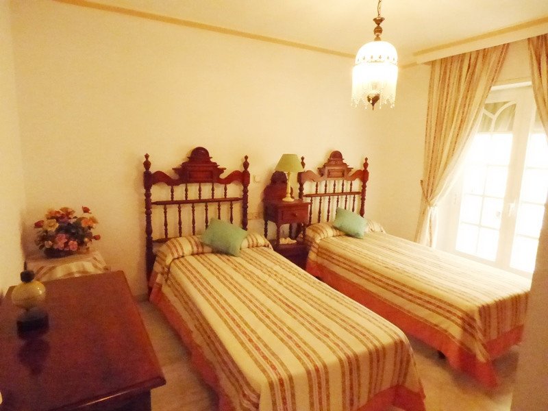 6 Bed Townhouse in Marbella
