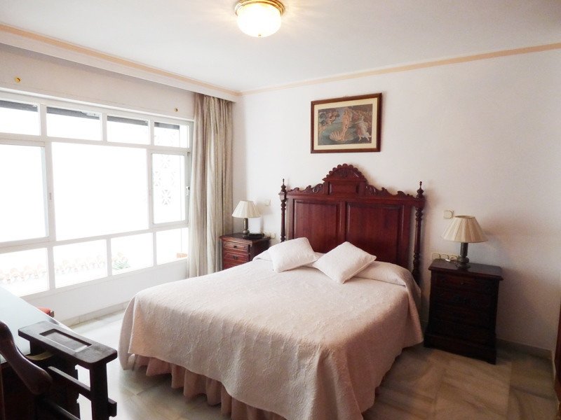 6 Bed Townhouse in Marbella