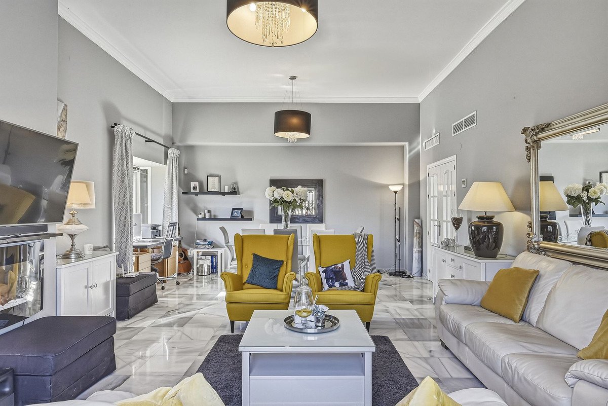 3 Bed Detached Villa in Bahía de Marbella