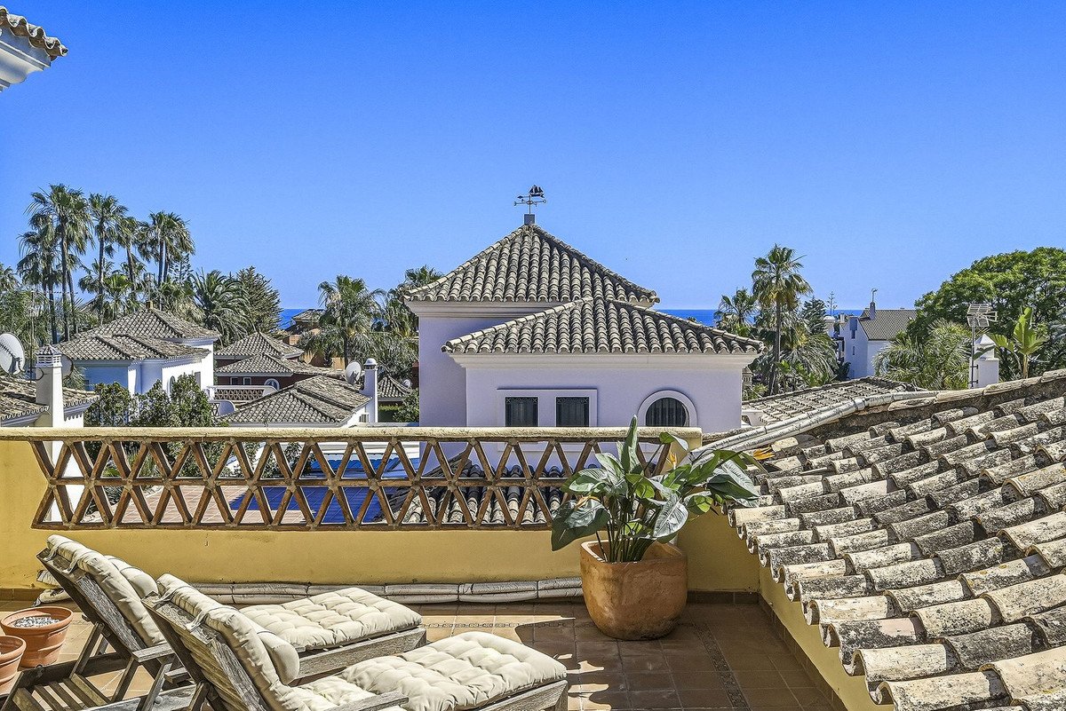 3 Bed Detached Villa in Bahía de Marbella