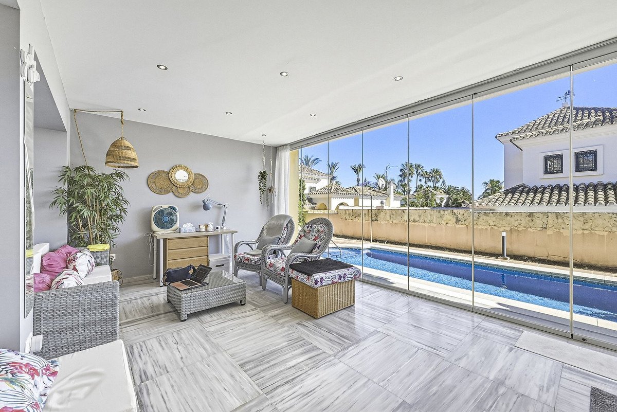 3 Bed Detached Villa in Bahía de Marbella