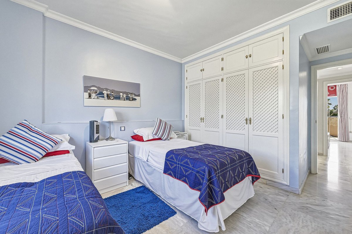 3 Bed Detached Villa in Bahía de Marbella