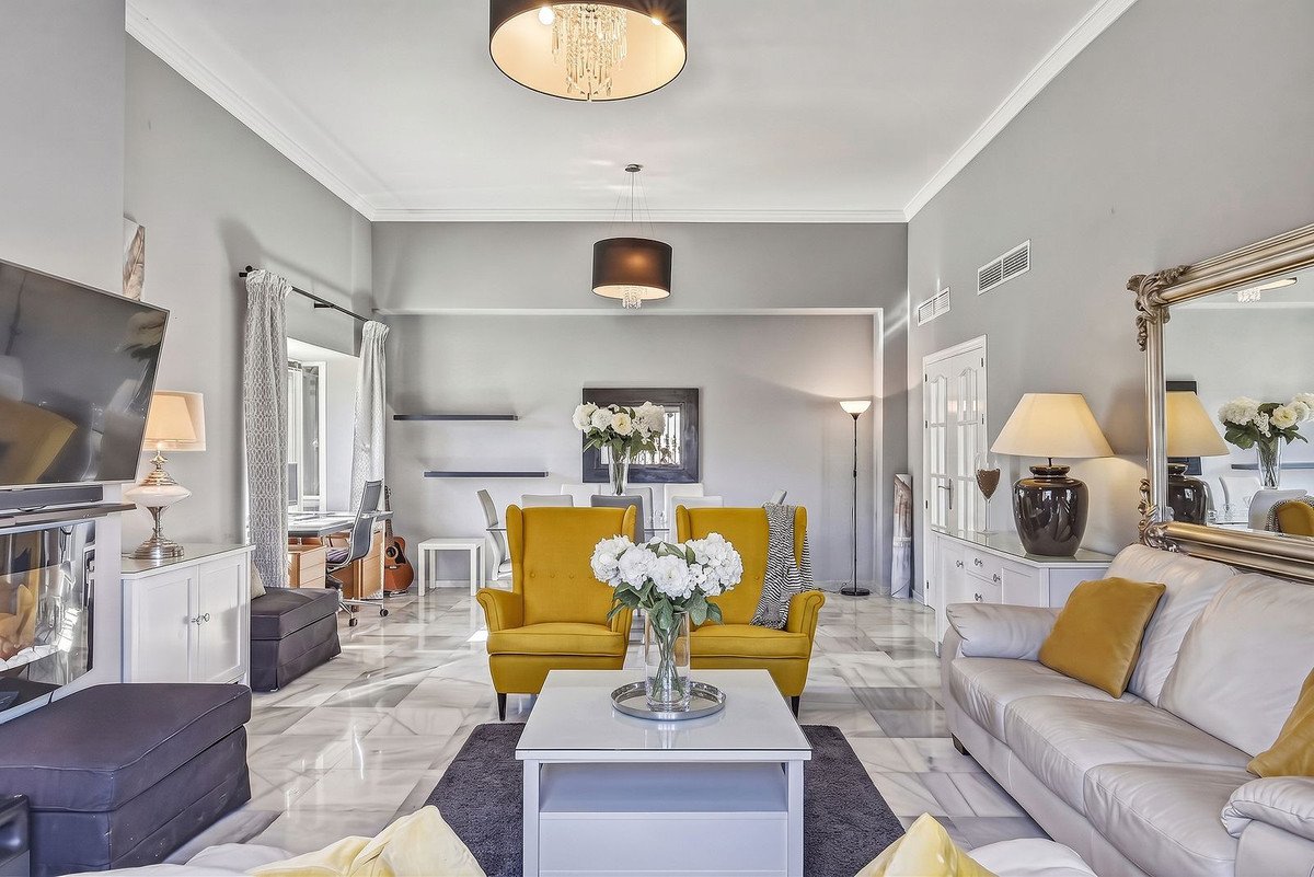 3 Bed Detached Villa in Bahía de Marbella