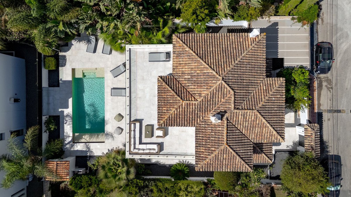 4 Bed Detached Villa in Marbesa