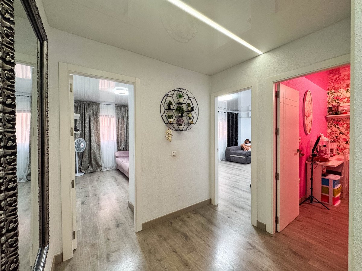 4 Bed Middle Floor Apartment in Torrevieja