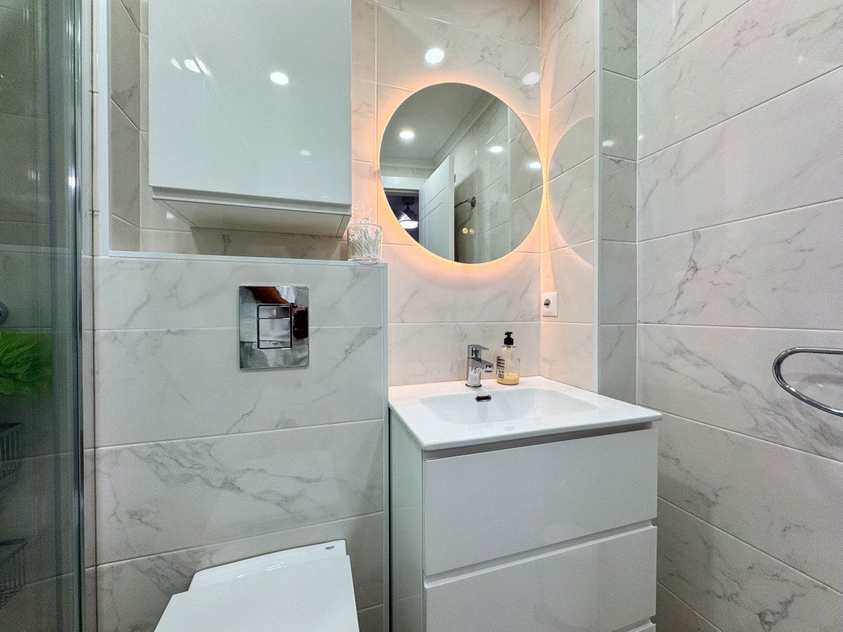 4 Bed Middle Floor Apartment in Torrevieja