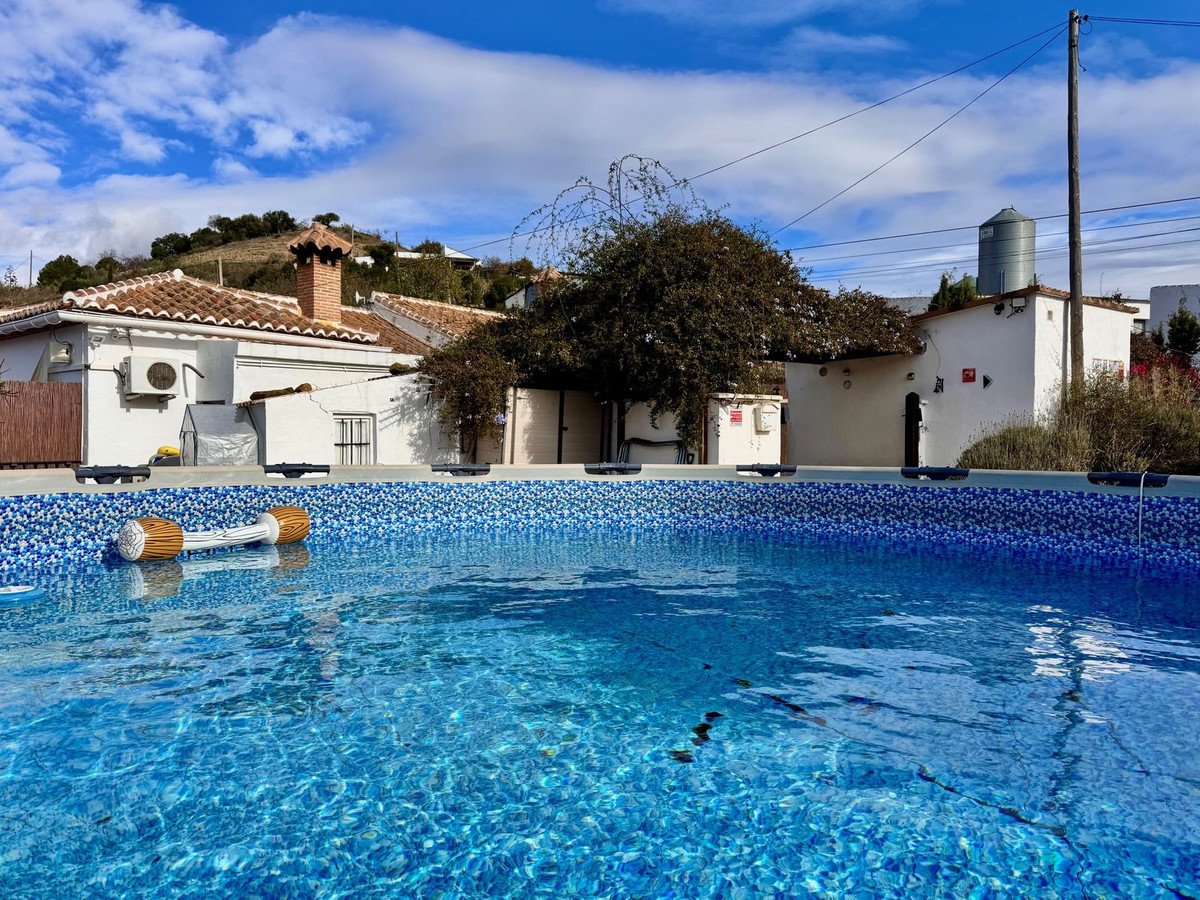 6 Bed Finca - Cortijo in Villanueva De La Concepcion
