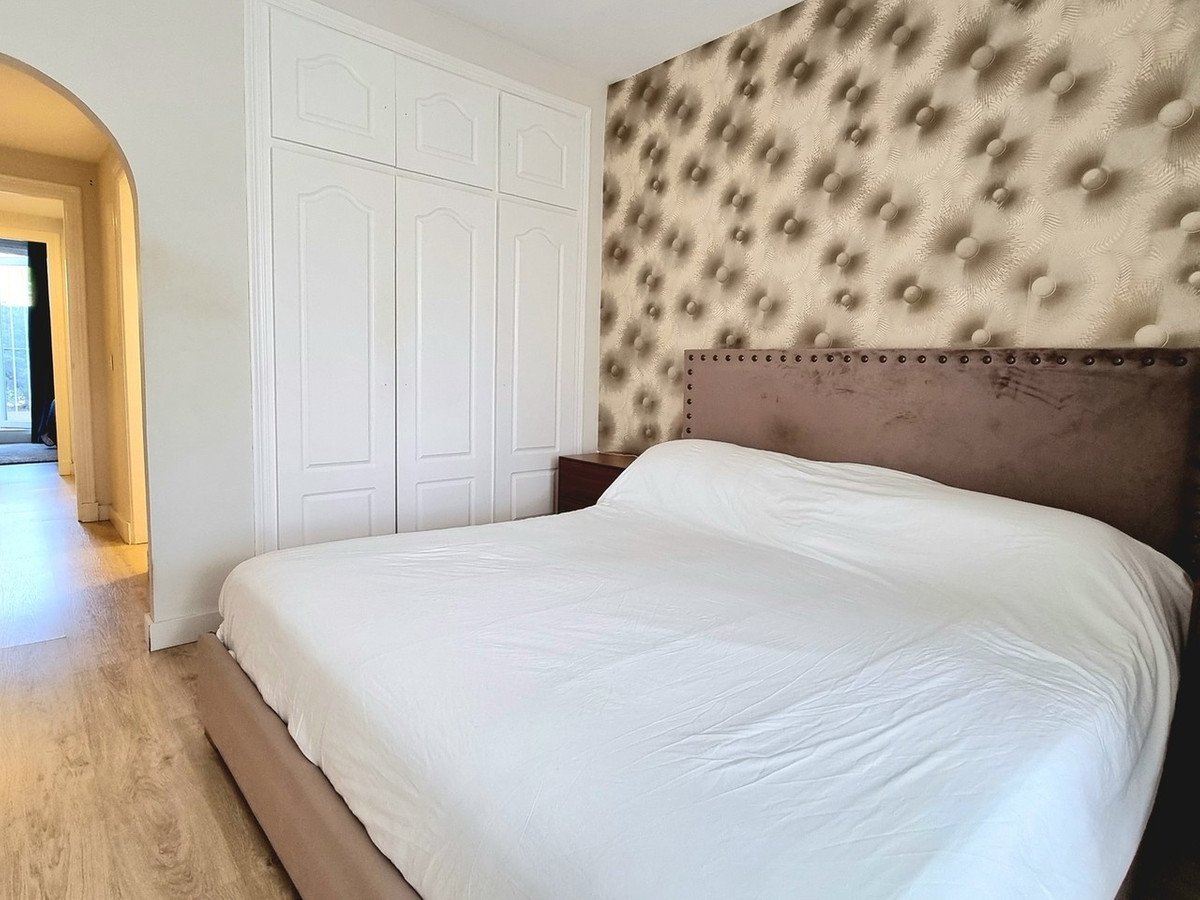 2 Bed Ground Floor Apartment in El Paraiso