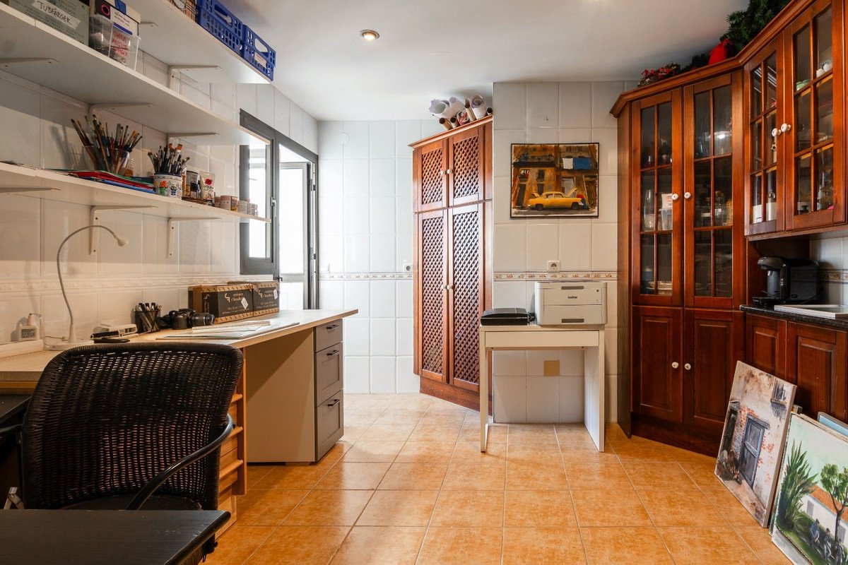 3 Bed Top Floor Apartment in Nerja