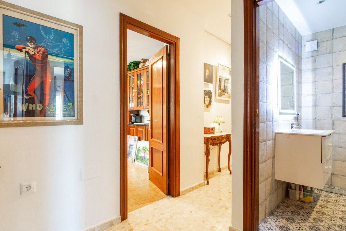 3 Bed Top Floor Apartment in Nerja