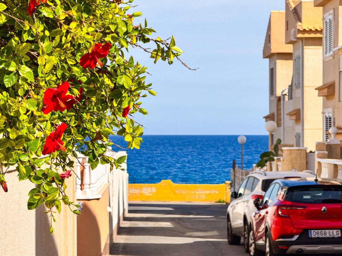 3 Bed Townhouse in Playa De La Mata