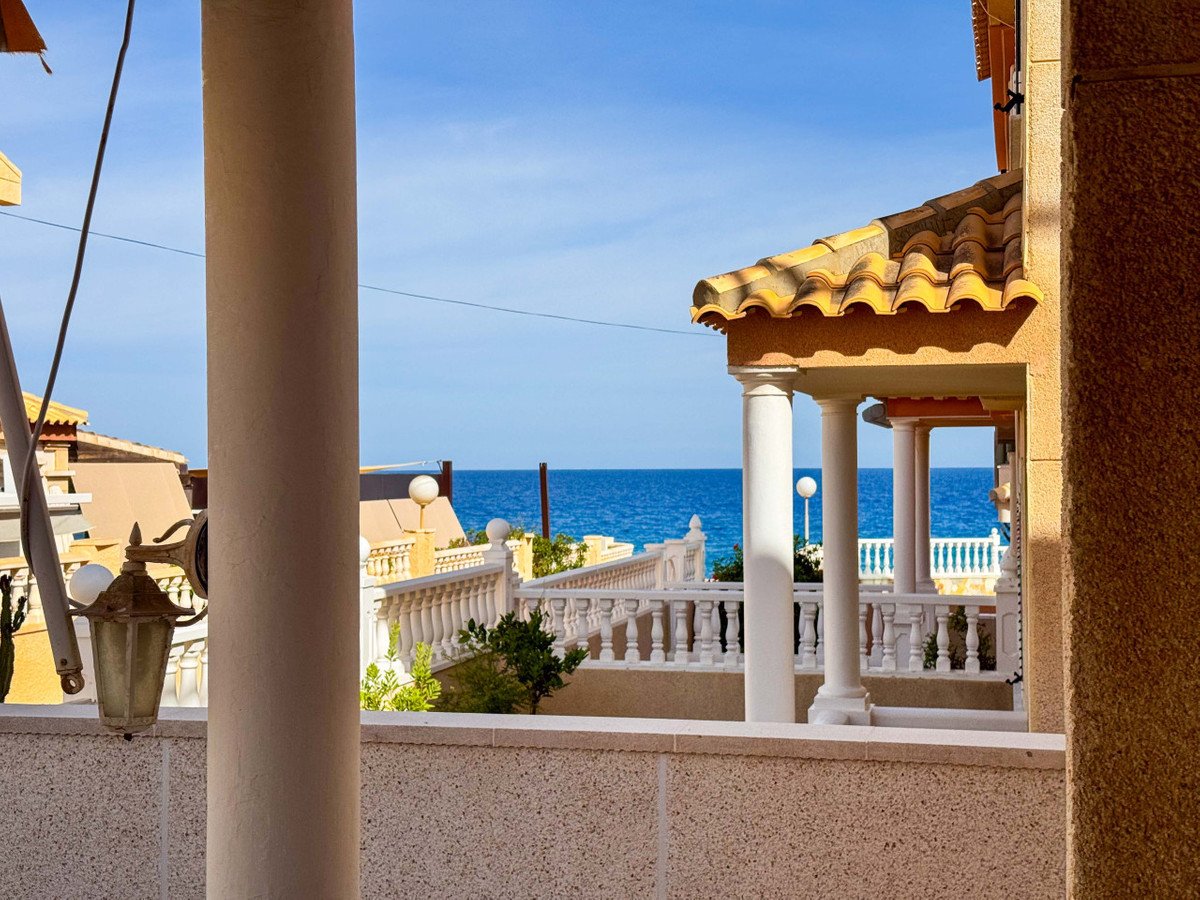 3 Bed Townhouse in Playa De La Mata